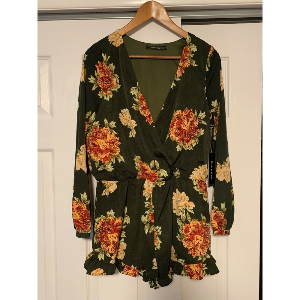 Doe & Rae hunter green flower romper medium